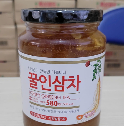 MỨT SÂM MẬT ONG DORAEWON HÀN QUỐC (LỌ 580G)
